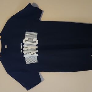 NYC Mens Black and White Medium Tshirt BNWT